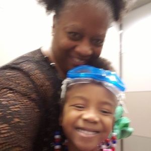 Meet your Posher, Glenice